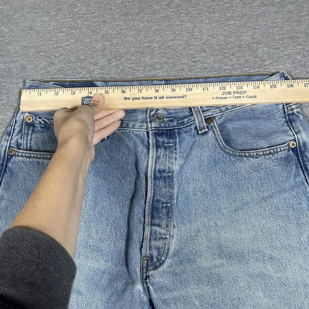 VTG Levi's 501 Jeans Mens 34x34 (32x29) Light Wash Straight Classic Button Fly